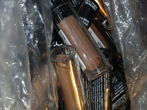 Nyx lipsticks - x,